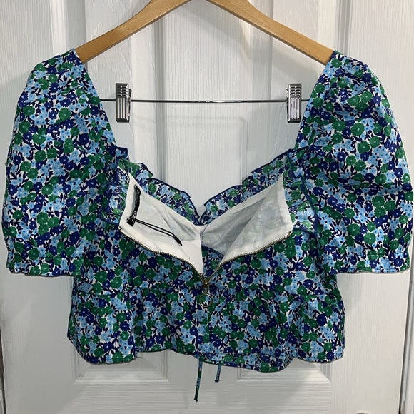 ZARA NWT Ditsy Dainty Floral Puff Short Sleeve Crop Top Size Medium $35 - Picture 7 of 12